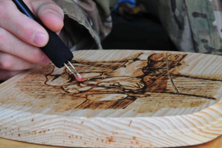 How to use pyrography tools